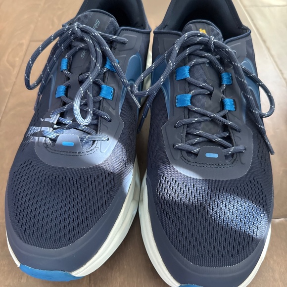 Men’s sneakers - Picture 3 of 6